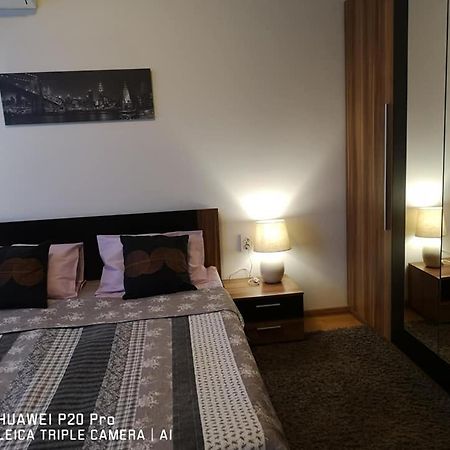 וארנה Sea Garden Apartment Idm מראה חיצוני תמונה