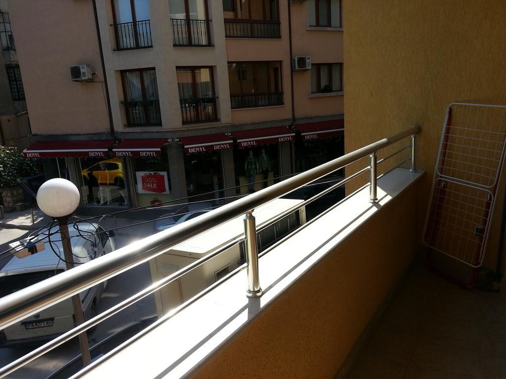 וארנה Sea Garden Apartment Idm מראה חיצוני תמונה