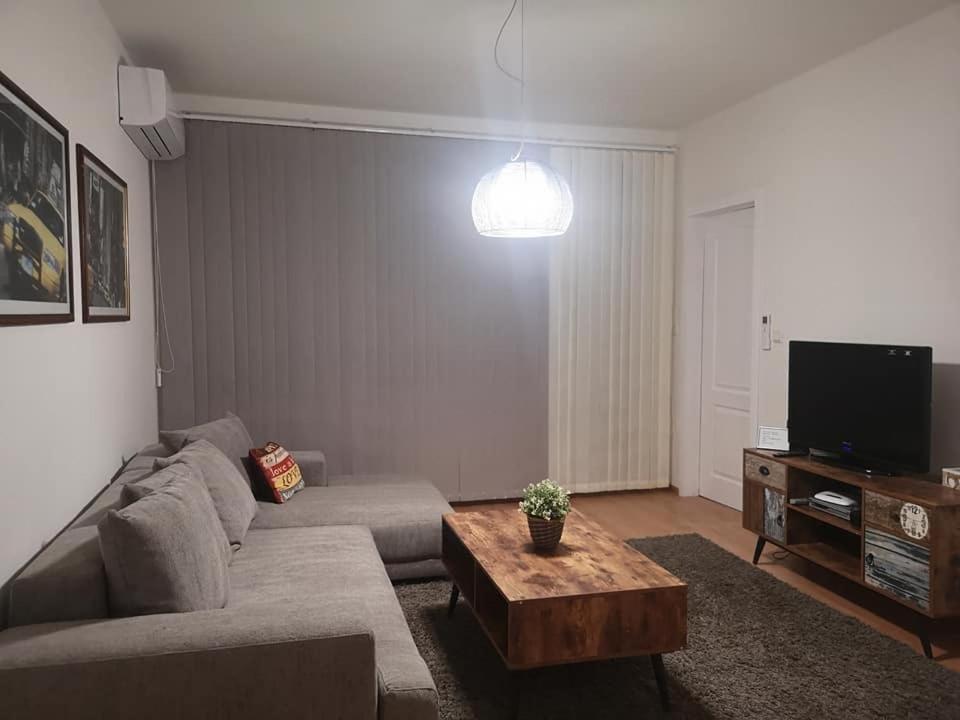 וארנה Sea Garden Apartment Idm מראה חיצוני תמונה