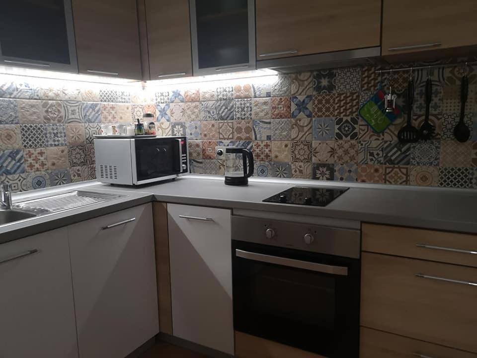 וארנה Sea Garden Apartment Idm מראה חיצוני תמונה